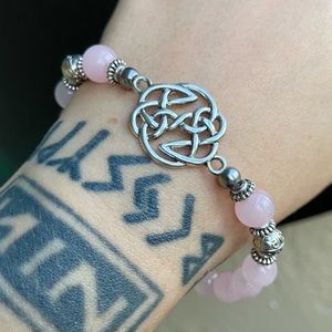 Rose quartz gemstones beads & celtic knot charm bracelet